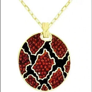 Essential new Crystal Animal Print Pend Necklace